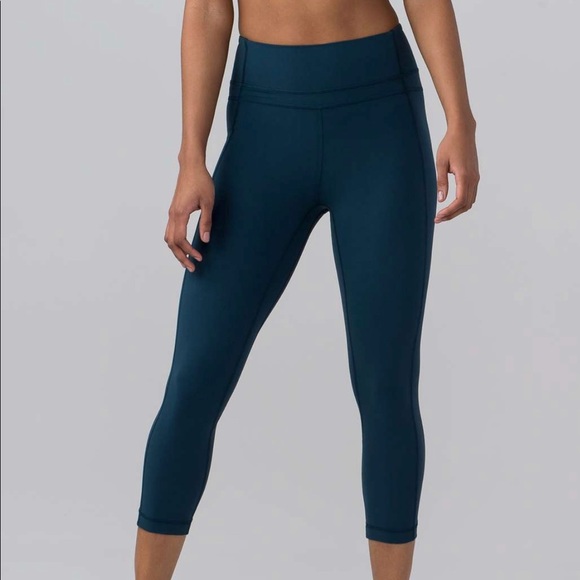 Lululemon Pushing Limits Crop (Nulu 21") - Picture 3 of 6